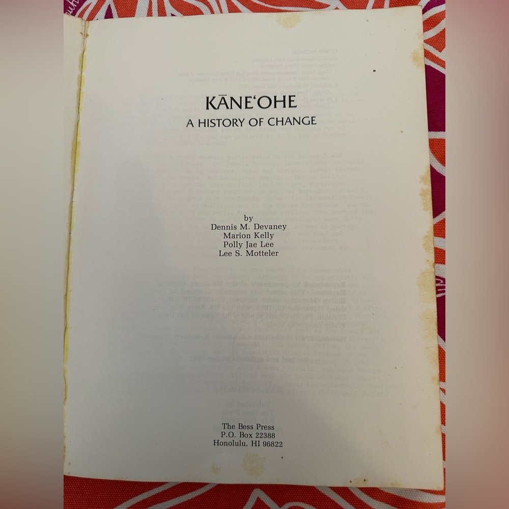 COLLECTORS: Kane’ohe-A History of Change book. - Picture 3 of 10